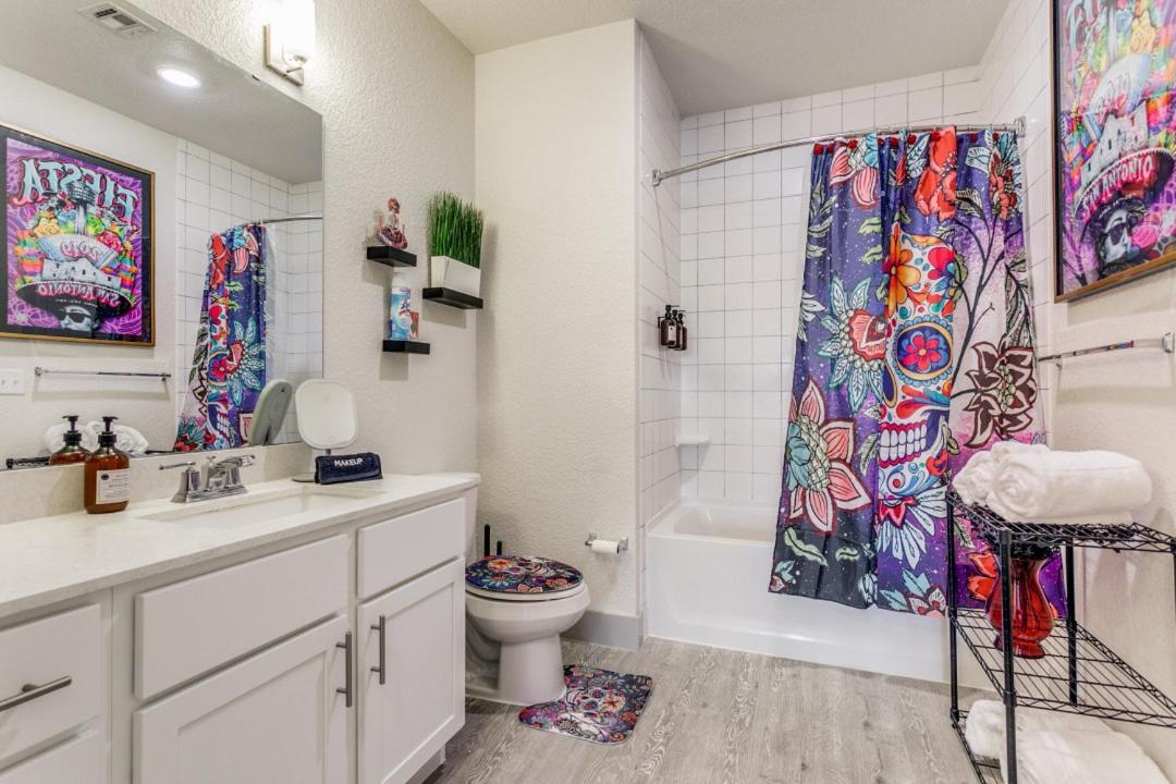 Viva Fiesta Condo On San Antonio Riverwalk Luaran gambar