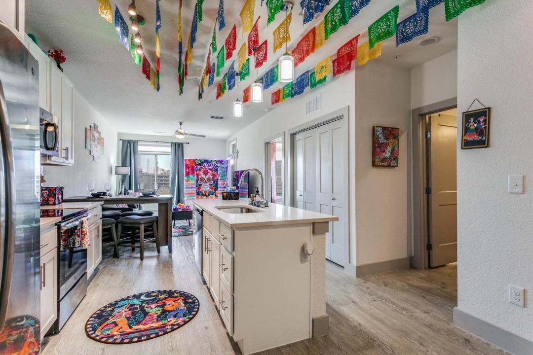Viva Fiesta Condo On San Antonio Riverwalk Luaran gambar